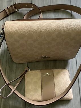 The Coach Quinn Bag in Signature Canvas (Style Number CZ770) & Wallet